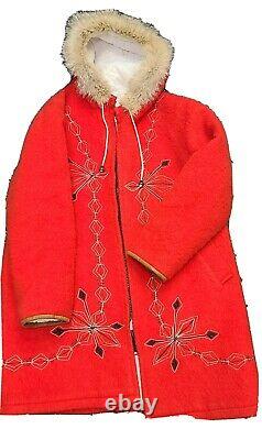 Amazing Womens Vintage Red Hudson Bay Wool Hooded Jacket Coat with Embroidery