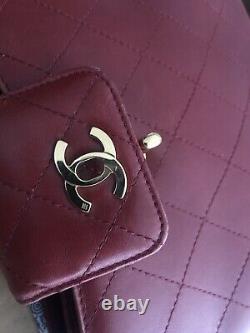Authentic Vintage Lambskin Chanel Small Handbag Gold Hardware