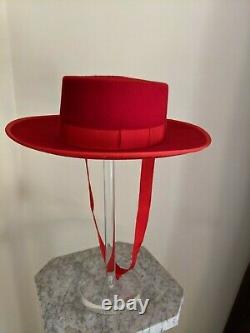 Beautiful Vintage Womens Red Felt Wool Gaucho Hat Marked Maquedano Sevilla Spain
