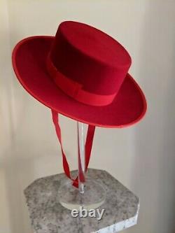 Beautiful Vintage Womens Red Felt Wool Gaucho Hat Marked Maquedano Sevilla Spain