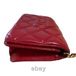 CHANEL Authentic VINTAGE Red Diamond Quilted Lambskin Crossbody Made in Paris