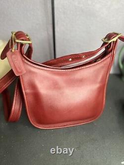 COACH RED Vintage Janice Legacy Crossbody Bag Purse #9950 Made in USA EVC