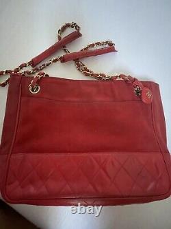 Chanel Chain Shoulder Bag Vintage Red Nylon Razor Women. With Authenticity Card