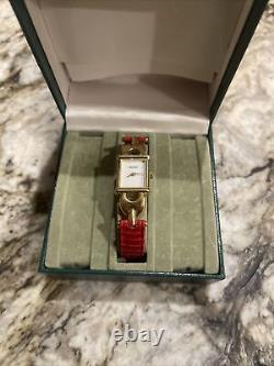 GUCCI 1800L Red Interchangeable Bands Womens Watch With Box Vintage Excellent