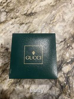 GUCCI 1800L Red Interchangeable Bands Womens Watch With Box Vintage Excellent