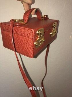 Rare FENDI Vintage Red Epi Leather Cosmetic Train Case Crossbody Bag ($2,750)