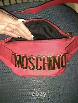 Red vintage redwall moschino fanny pack rare