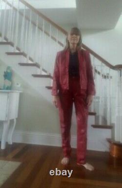 VINTAGE METROSTYLE TWO PIECE PANTS SUIT RED SIZE 8 (Runs small)