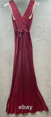 VTG Young Edwardian Arpeja Womans Extra Small XS Dress Red Wine Silky Maxi Lace