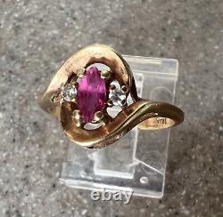 Vintage 10K Yellow Gold Red Ruby & Diamond Cocktail Ring
