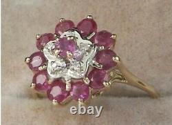 Vintage 14K Yellow Gold Red Ruby & Diamond Flower Floral Ring
