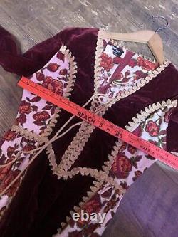 Vintage 1970's Gunne Sax Dress Women's Red Floral Tapestry Velvet Black Tag