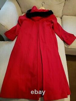 Vintage Donny Brook Long Wool Coat Womens Size 10 Red with Rabbit fur
