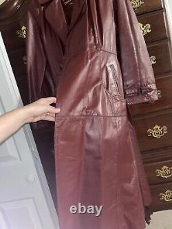 Vintage Etienne Aigner Womens Oxblood Red Leather Button Trench Coat Size 14