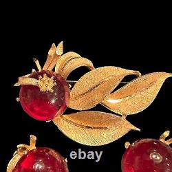 Vintage Red Glass Brooch Set Clip On Earrings Cabochon Textured Gold Tone Leaf