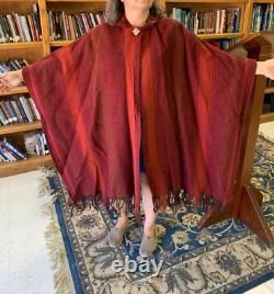 Vtg One of a Kind handwoven Fibers for All Seasons hooded blanket poncho, Zoller