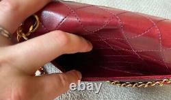 Authentic Vintage Chanel Dark Red Lambskin Cuir Flap 24k Gold Hw Chaîne Sac