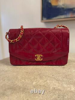 Chanel Vintage Cherry Rouge Diana Flap Sac