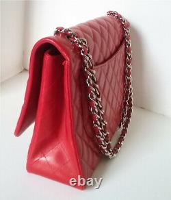 Chanel Vintage Classic Flap Bag Cuir D'agneau Rouge Matelassé. Moyenne