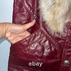 Conception de Char & Sher Veste en cuir vintage pour femmes Taille 38 Col en fourrure rouge foncé