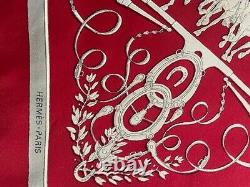 Écharpe En Soie Vintage 35 X 33.5 Phaeton Rouge Conçu Par Philip Ledoux