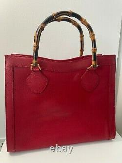 Le Logo Authentique Gucci Vintage Red Bamboo Tote Bag Gucci