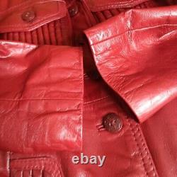 Manteau en cuir des années 1970 pour femmes TFC, taille 14, long, rouge, ceinturé, boutonné et doublé, style rétro.