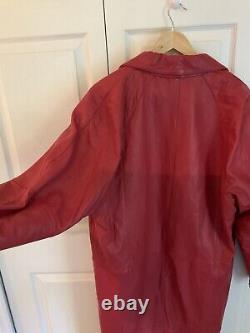 Manteau en cuir pour femme rouge long DOUX en peau de mouton vintage des années 80-90 rare taille moyenne