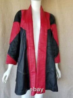 Manteau évasé en cuir pour femmes, rare rouge et noir Tibor XS, vintage des années 80-90, en doux cuir d'agneau.