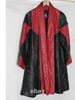 Manteau évasé en cuir pour femmes, rare rouge et noir Tibor XS, vintage des années 80-90, en doux cuir d'agneau.