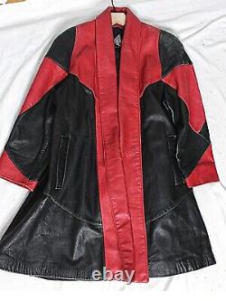 Manteau évasé en cuir pour femmes, rare rouge et noir Tibor XS, vintage des années 80-90, en doux cuir d'agneau.