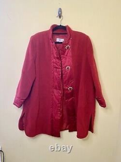 Manteau pour femme Valentino taille 42/8 rouge vintage en laine avec boutons à $2000