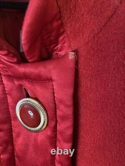 Manteau pour femme Valentino taille 42/8 rouge vintage en laine avec boutons à $2000