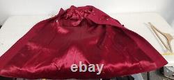Manteau rouge vintage à double boutonnage en laine lourde avec écharpe attachée et bordure en fourrure, taille petite.