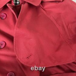 Manteau trench Burberry pour femme en vintage en mélange de coton rouge à carreaux Haymarket taille UK 8 petite