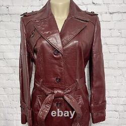Manteau trench en cuir rouge oxblood pour femmes Vtg Etienne Aigner taille 12