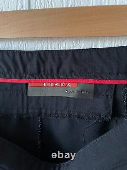 Pantalon vintage pour femme PRADA, pantalon rouge en nylon avec bouton sport droit IT 44 US 8