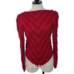 Pull vintage pour femme taille petite rouge en tricot, épaulettes bouffantes ornées de bijoux, col bateau