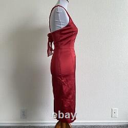 Robe de soirée vintage Betsey Johnson pour femmes, taille 4, rouge, ajustée, encolure en mousseline de soie.