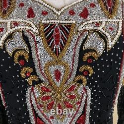 Robe en soie vintage Linzas pour femmes, taille moyenne, noire, rouge et or, longue et ornée de perles, style maxi.