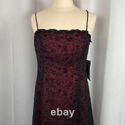 Robe formelle vintage taille 14 petite, noir, rouge, à motifs floraux pailletés, style prom gothique des années 90 et des années 2000.