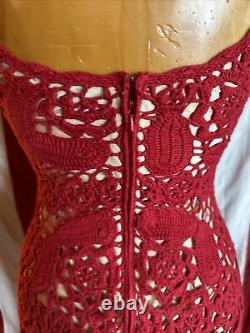 Robe vintage en crochet rouge de Moda International