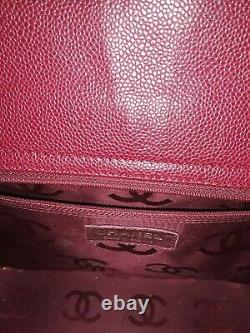 Sac Chanel En Cuir Rouge Vintage Avec Certificat D'authenticité