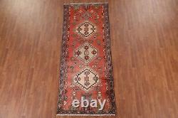 Tapis de coureur Hamedan rouge géométrique vintage 4x9 en tapisserie tribale traditionnelle faite à la main