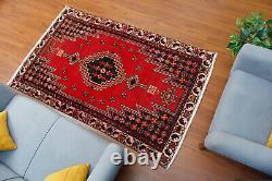 Tapis de zone traditionnel en laine rouge orientale vintage noué à la main de motif géométrique 4x6