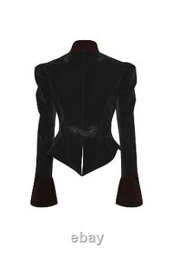 Veste courte gothique en velours pour femme de la marque Punk Rave pour une soirée vampire steampunk.