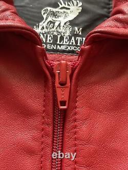 Veste en cuir véritable rouge VTG Y2K, fermeture éclair, taille moyenne pour femmes, doublure noire en très bon état.