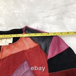 Veste en patchwork de daim et de cuir rouge, noir et rose des années 70/80 de taille 14 de Margaret Godfrey