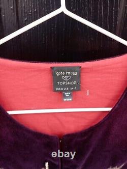 Veste en velours violet Kate Moss Topshop avec broderie folklorique et doublure rouge - Taille 12 (Vtg)
