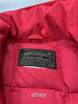 Veste matelassée vintage en toile rouge avec garnissage en duvet pour femmes Eddie Bauer taille M et boutons à bascule